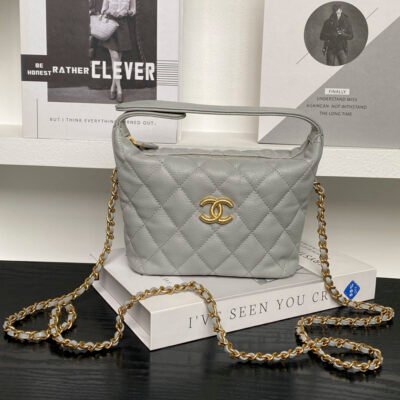 Chanel 25P AP4484 (Light Grey)