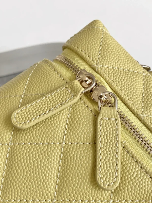 AP4385 51 Cielonia watches