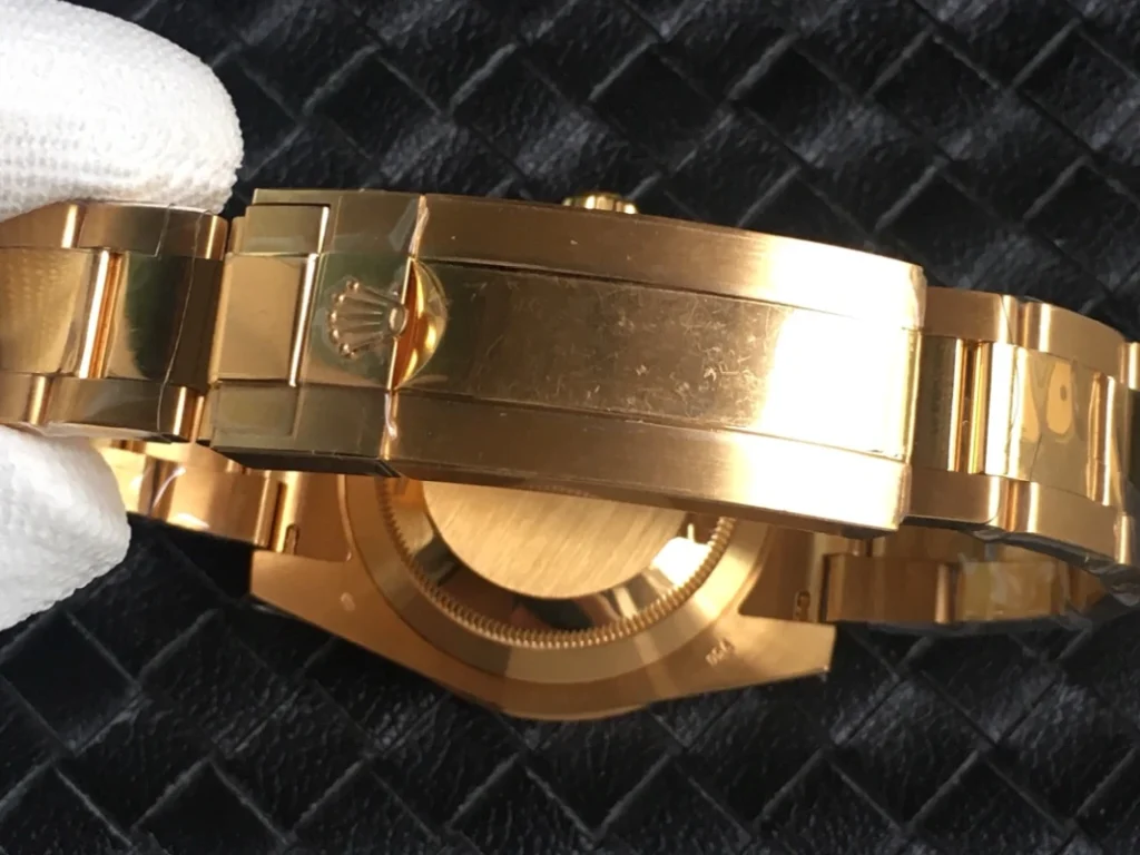 Submariner M116618LB 0003 01