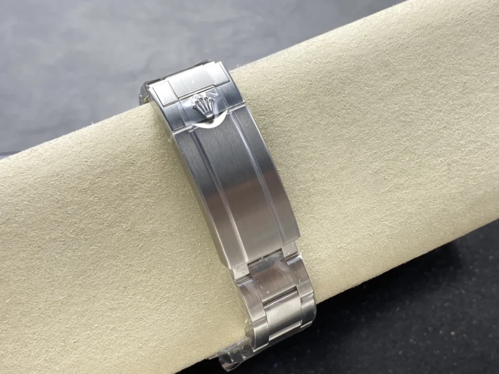 Submariner M126610LN 97208 01