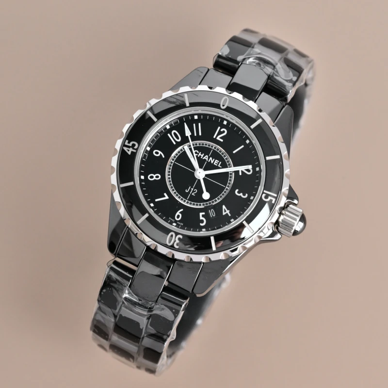 Chanel J12 H5695 04