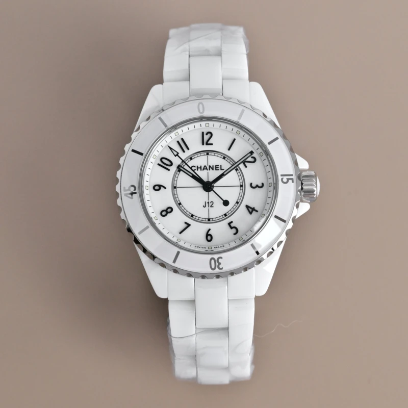 Chanel J12 H5698 02