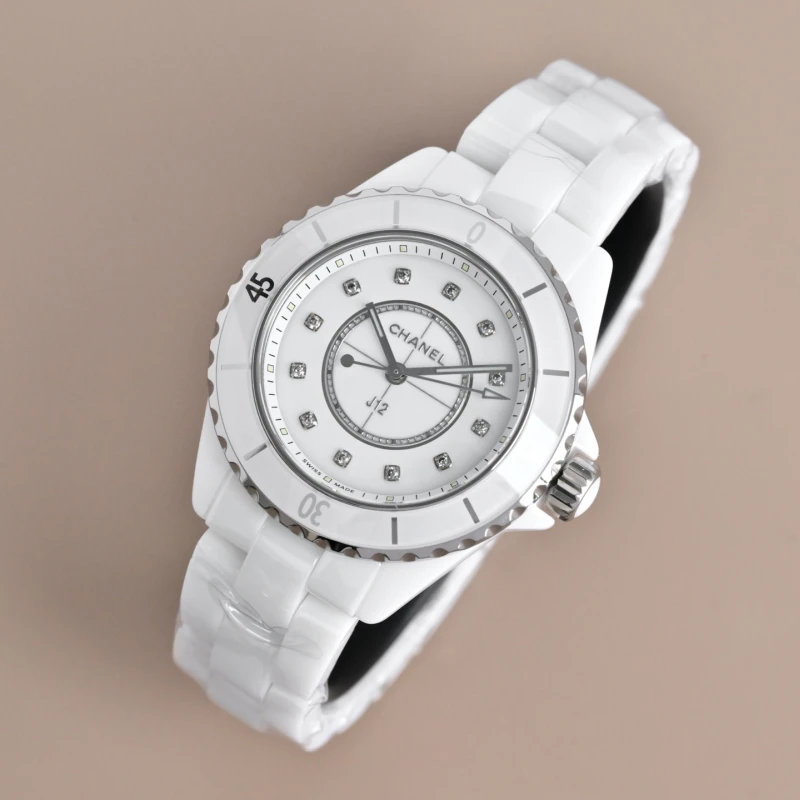 Chanel J12 H5703 03