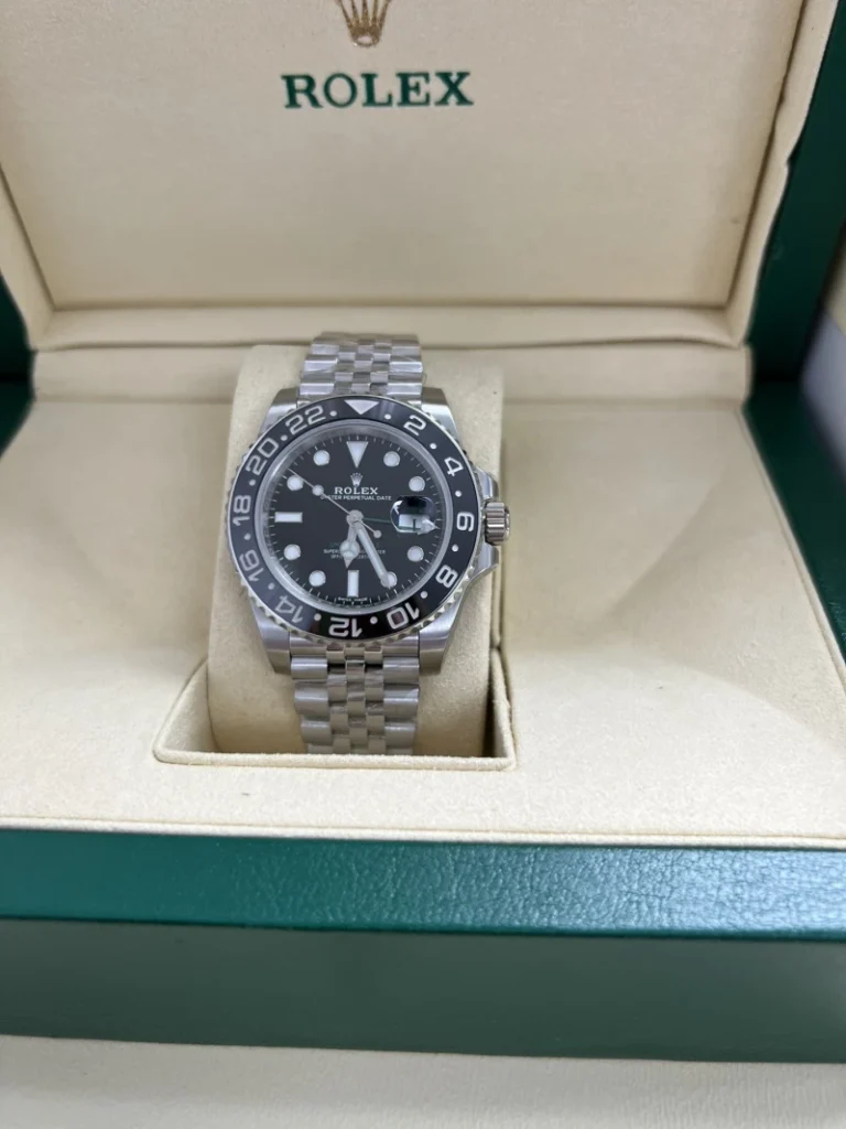 GMT Master II 116710LN 0002 02