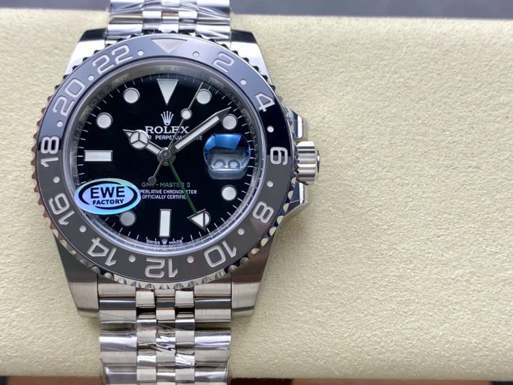 GMT Master II 126710GRNR 0003 02
