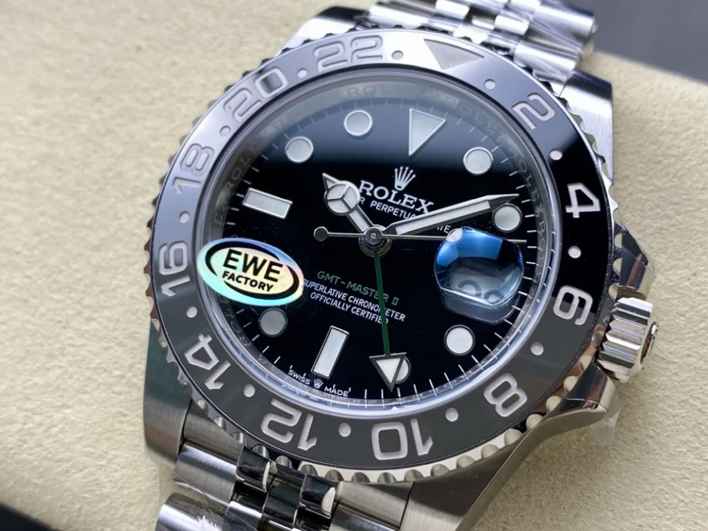 GMT Master II 126710GRNR 0003 04