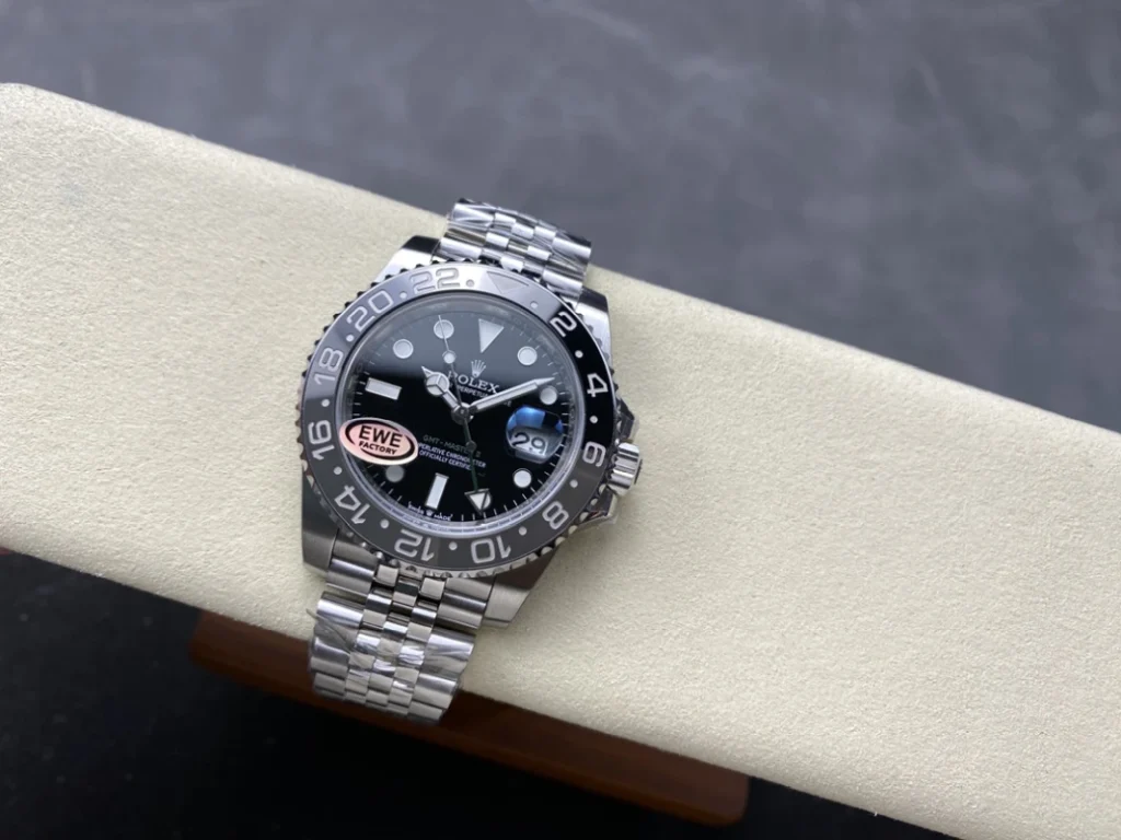 GMT Master II 126710GRNR 0003 06