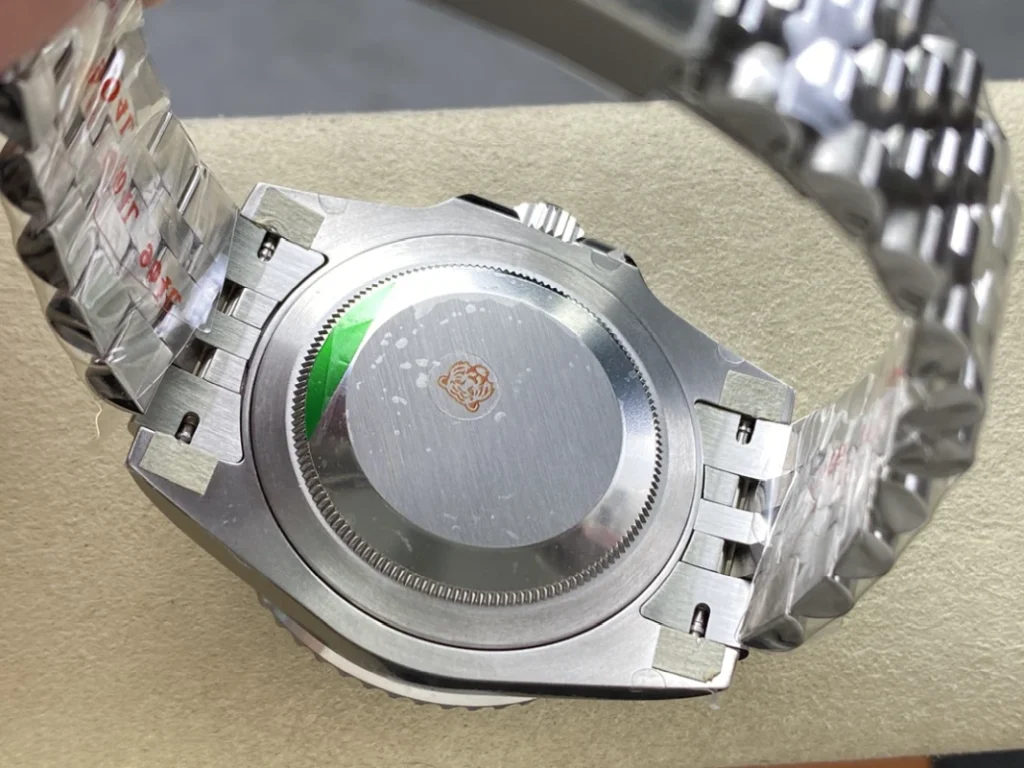 GMT Master II M126710blro 0001 08