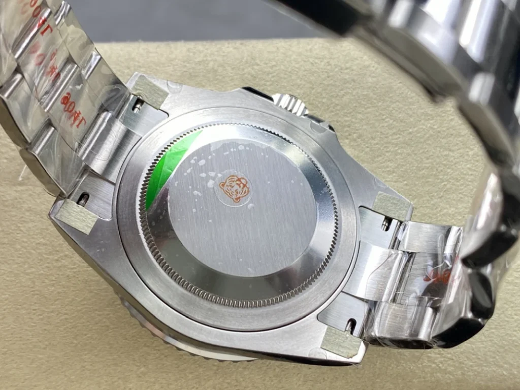 GMT Master II M126710blro 0002 09