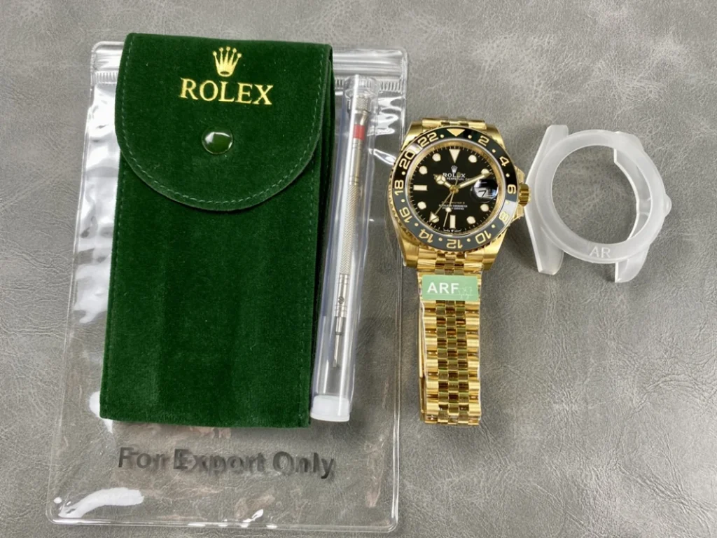 GMT Master II M126718grnr 0001 01