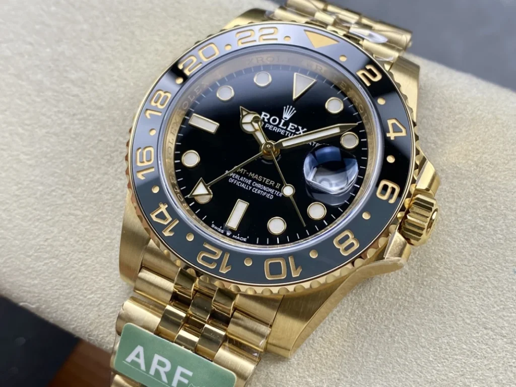 GMT Master II M126718grnr 0001 04