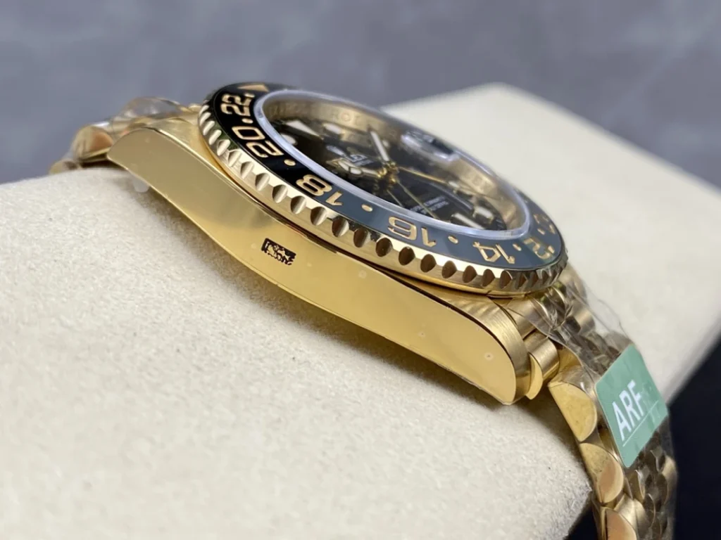 GMT Master II M126718grnr 0001 06