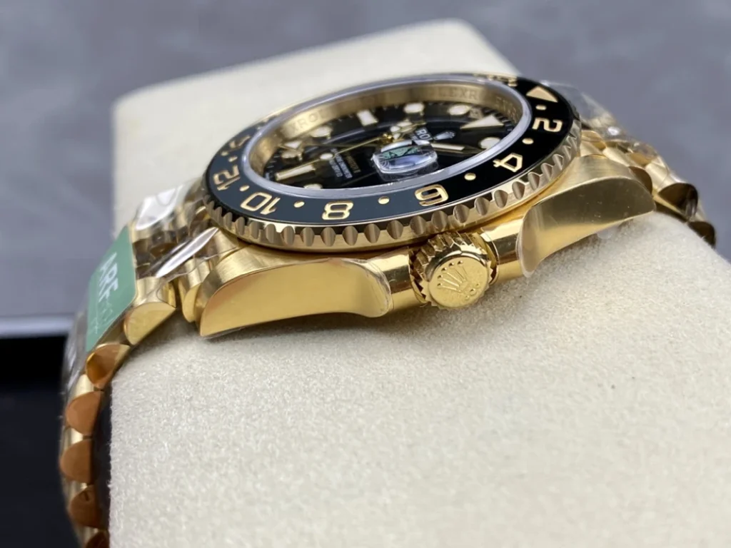 GMT Master II M126718grnr 0001 07