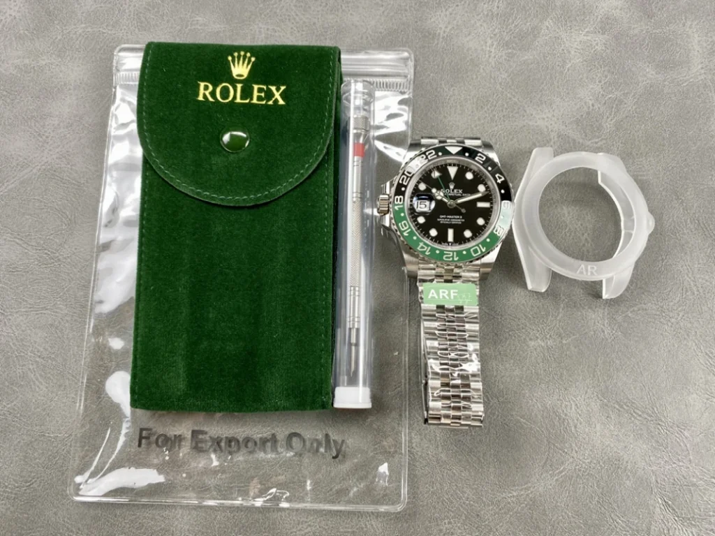 GMT Master II M126720vtnr 0002 01