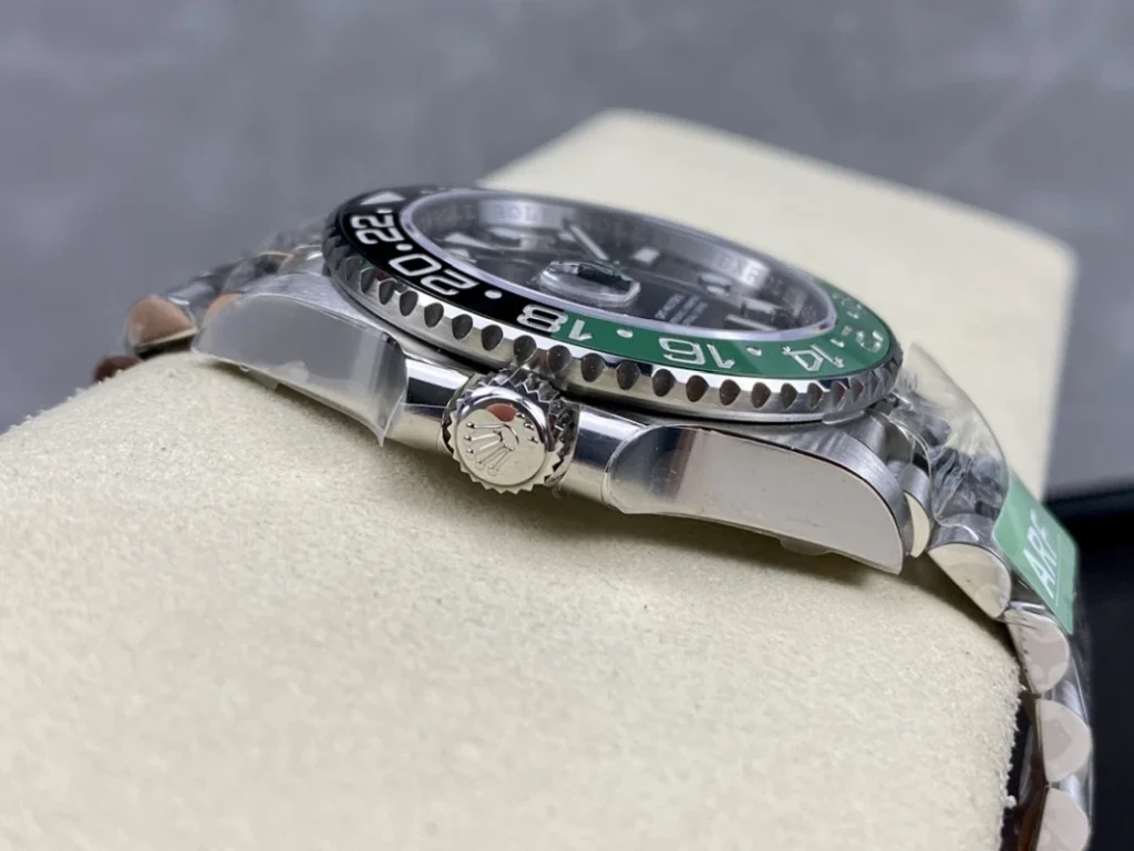 GMT Master II M126720vtnr 0002 06