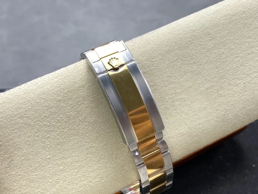 Submariner M126613LB 0002 EW 01