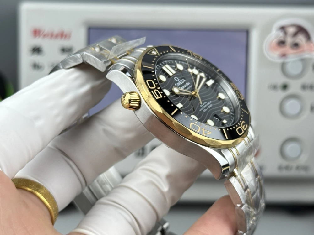 21020422001002 42mm 07