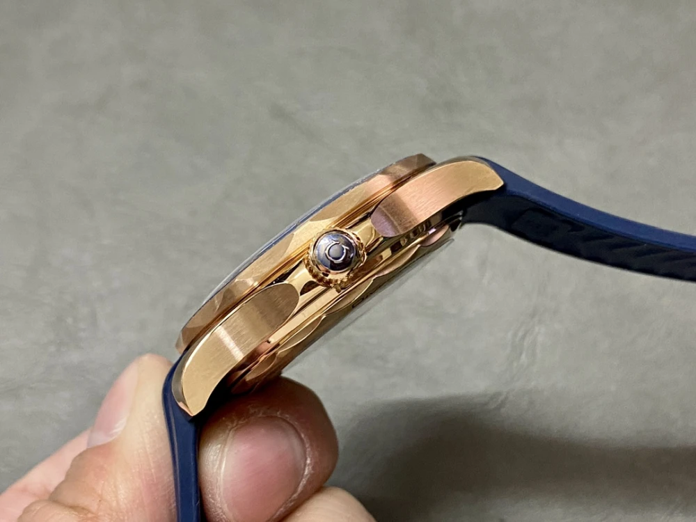 21022422003002 42mm 07