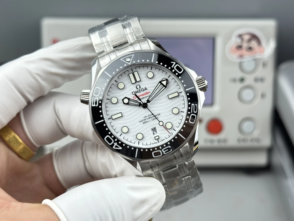 21030422004001 42mm 03