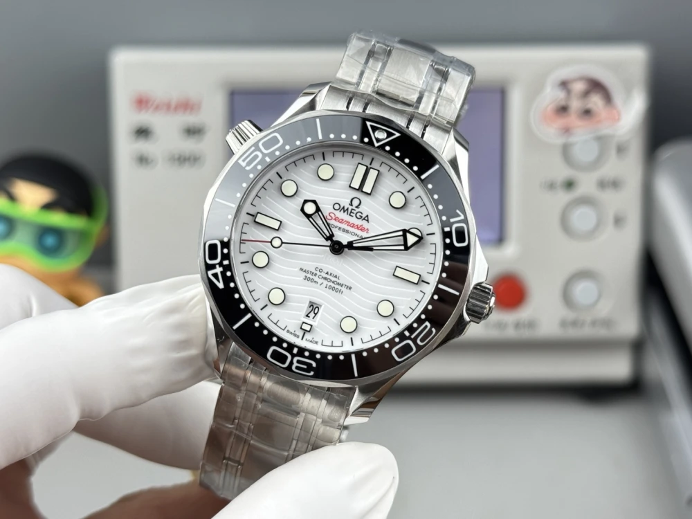 21030422004001 42mm 04