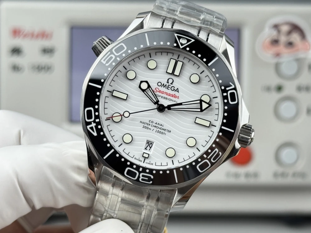 21030422004001 42mm 06