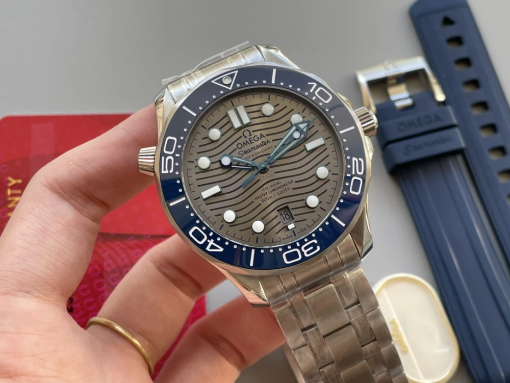 21030422006001 42mm 03