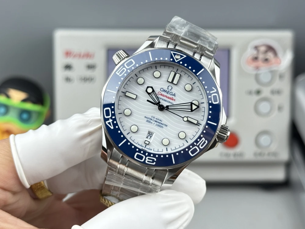 52230422004001 42mm 04