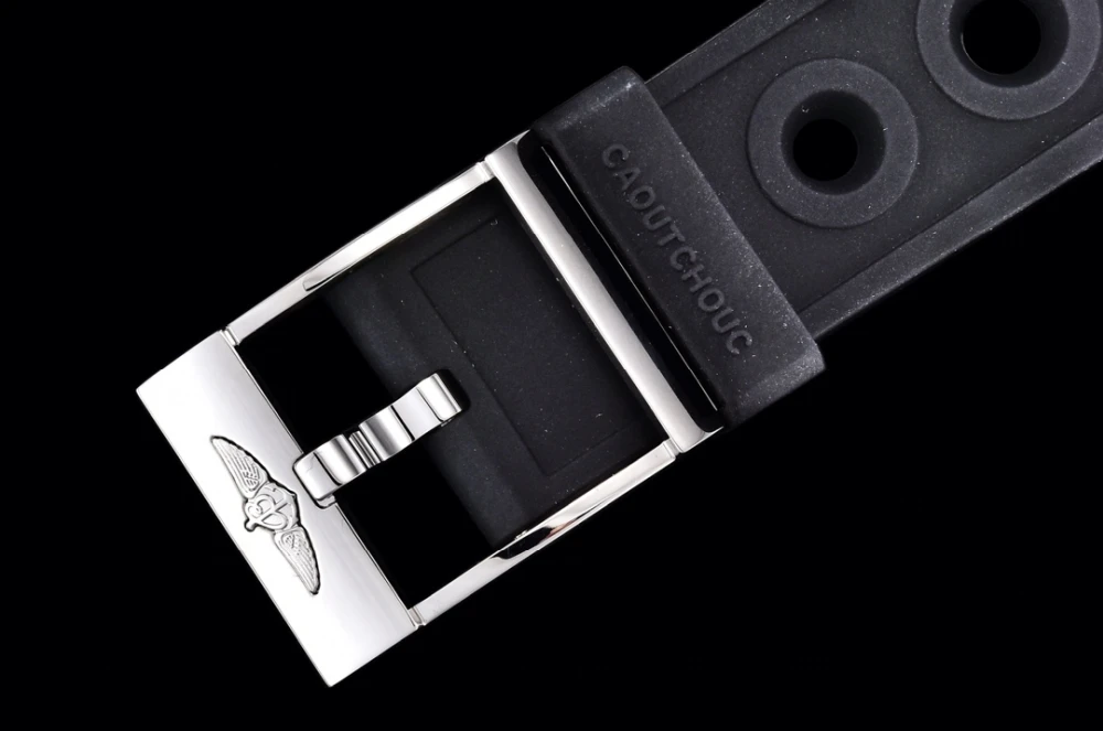 Breitling Avenger II Seawolf Ocean Racer Rubber Strap and Buckle with Winged Logo