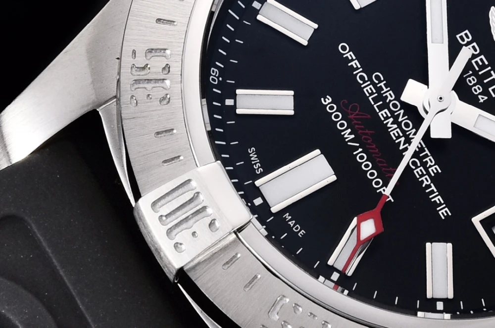 Breitling Avenger II Seawolf A1733110 Black Dial Close-up