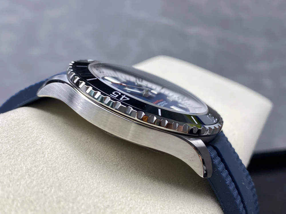 A17376211C1S1TF44mm07