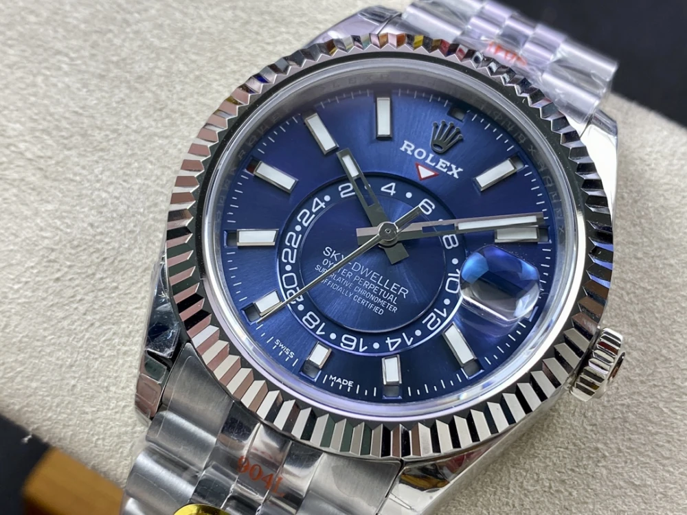 Sky Dweller M326934 18