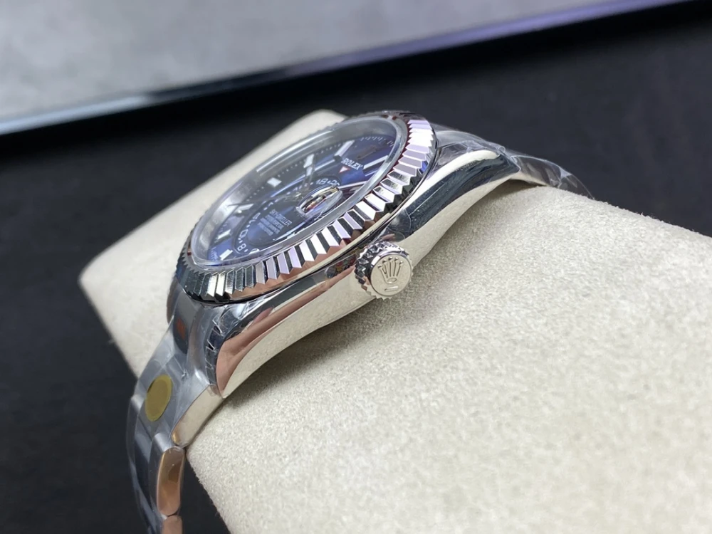 Sky Dweller M326934 28