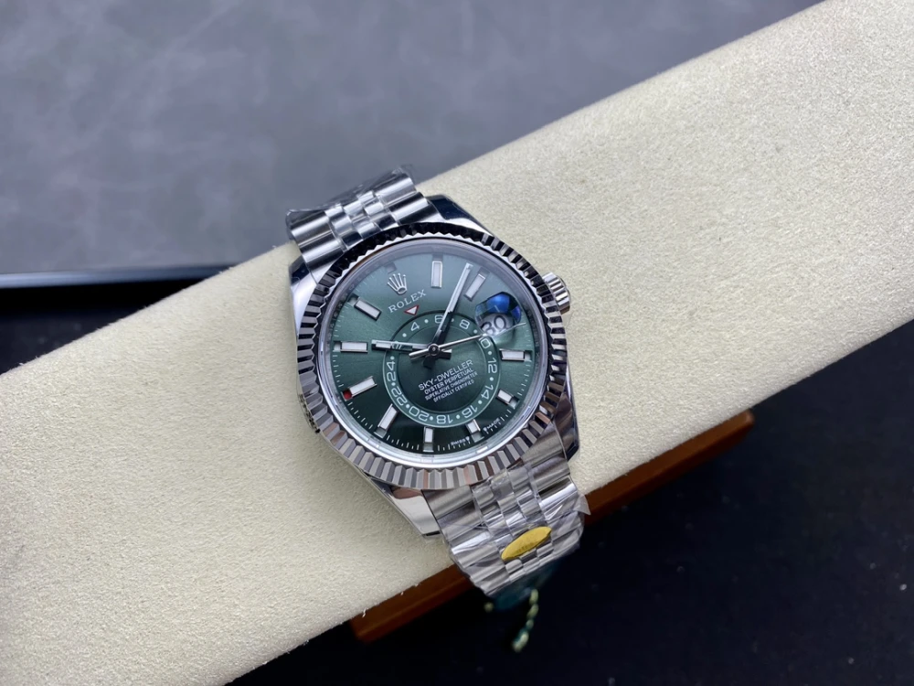 Sky Dweller M326934 43