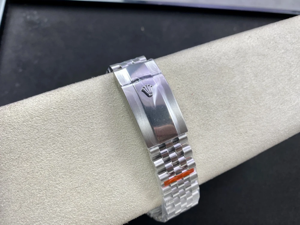 Sky Dweller M326934 A 09