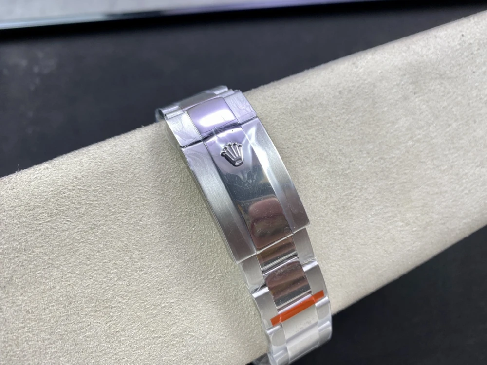 Sky Dweller M326934 A 17