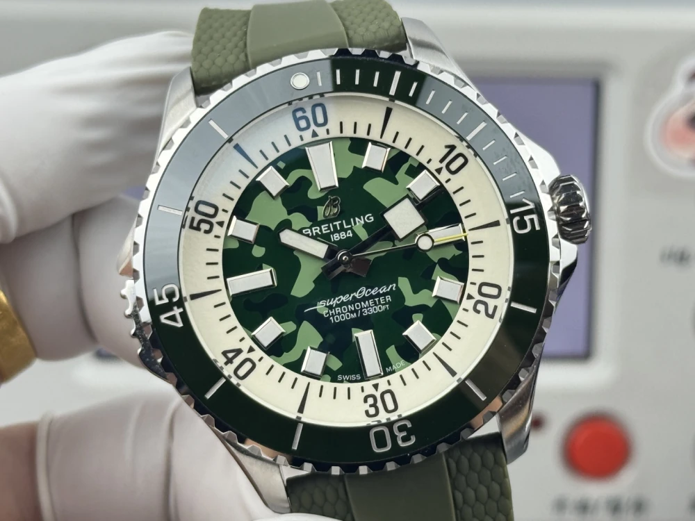 Superocean 46mm 23
