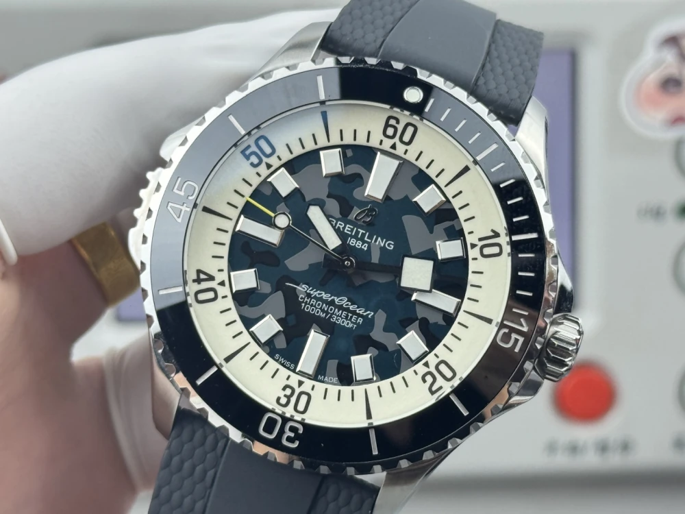 Superocean 46mm 33