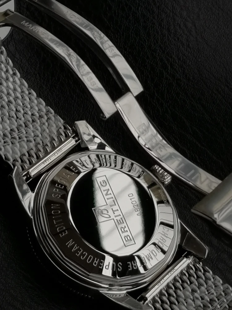 Superocean B20 42mm 19