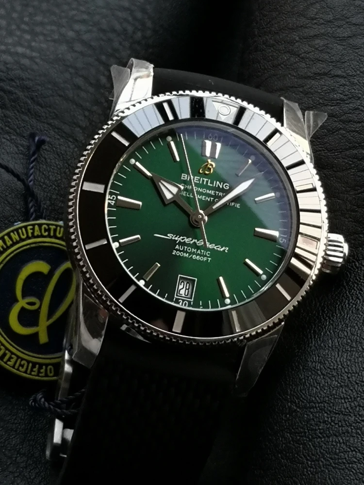 Superocean B20 42mm 67