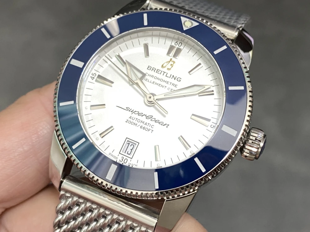 Superocean B20 WB 42mm 04