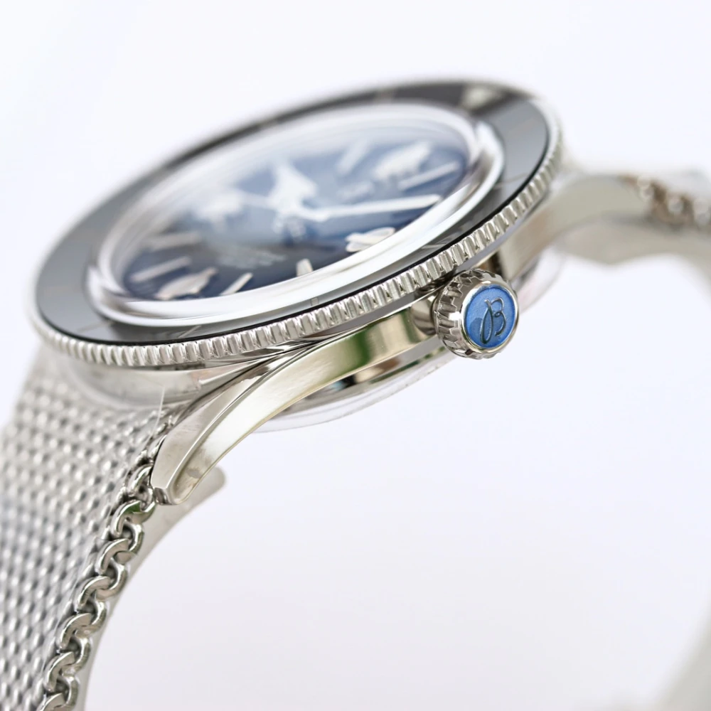 Superocean Heritage 57 08