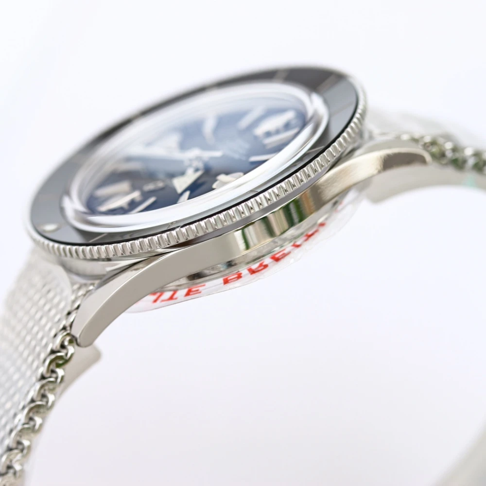 Superocean Heritage 57 09