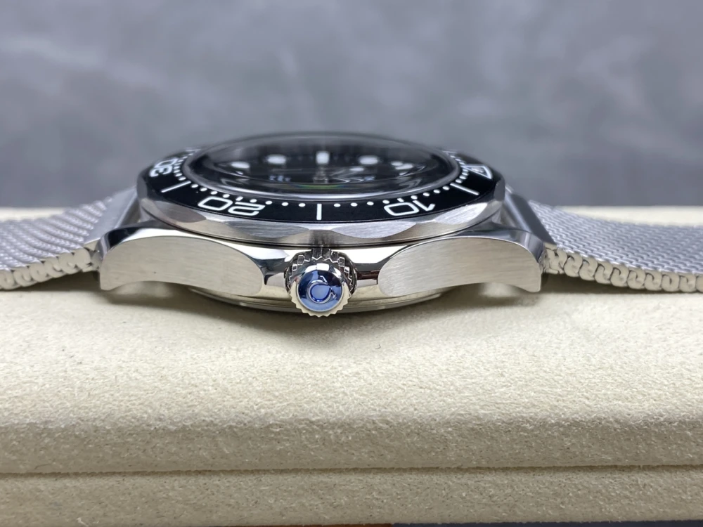 Seamaster 300m 007 B 07