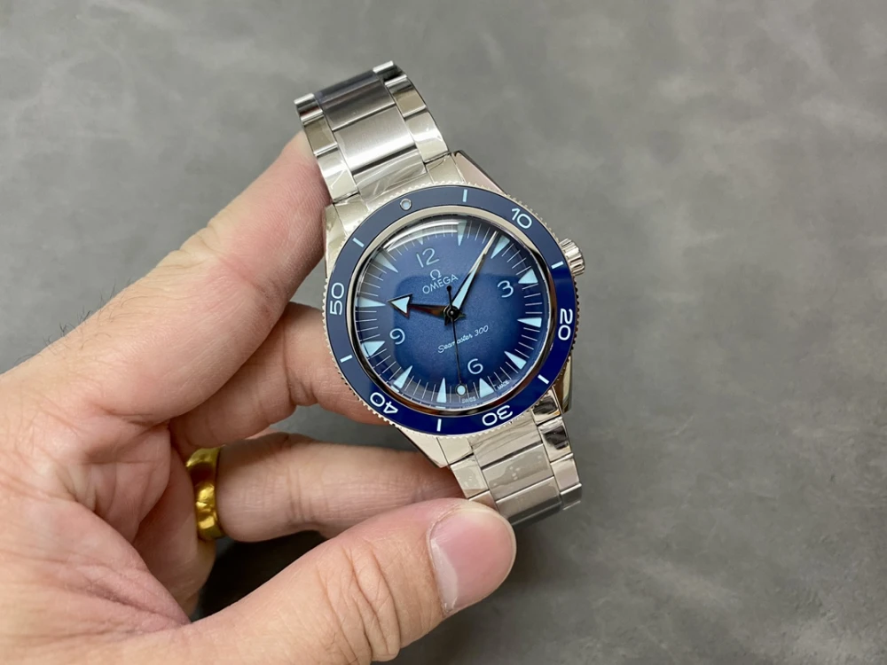 Seamaster 300m Retro 05