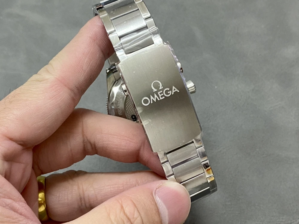 Seamaster 300m Retro 09