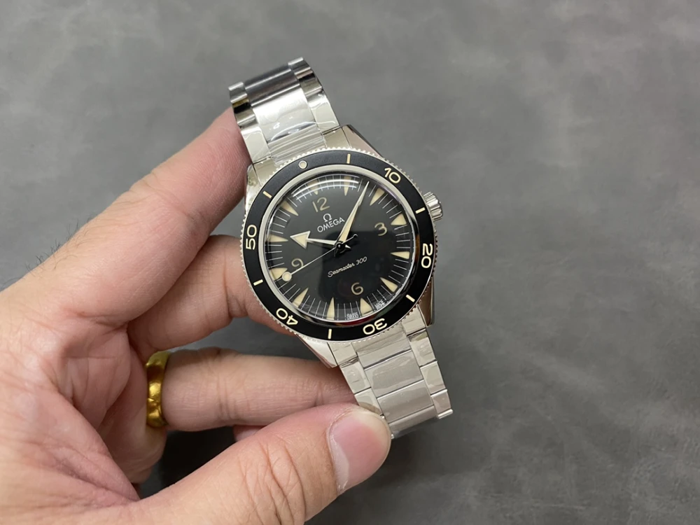 Seamaster 300m Retro 14