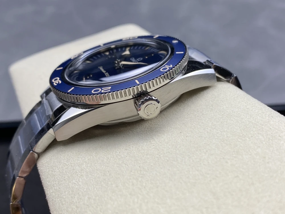 Seamaster 300m Retro 34